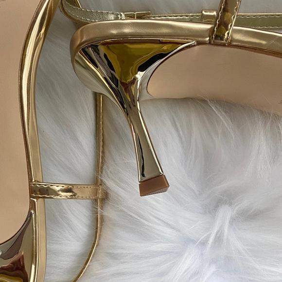 Marc Fisher Metallic Gold Strappy Sandals size 9M new - Picture 6 of 11